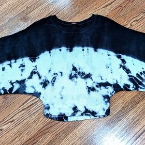 T-Party Black and White Knit Batwing
